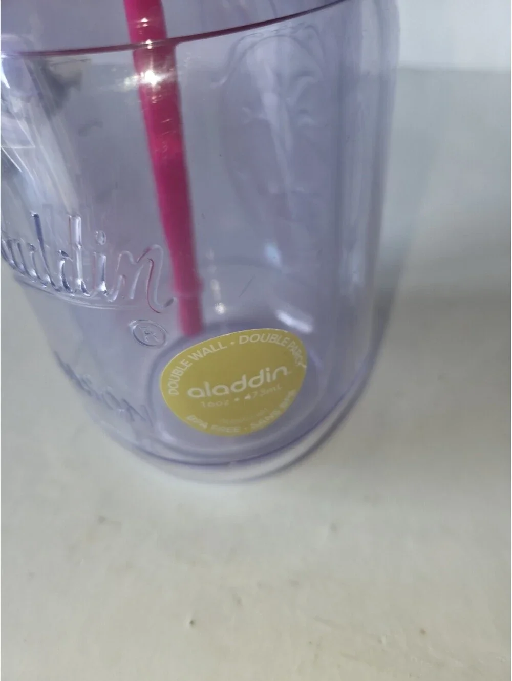 Aladdin Plastic Mason Jar 20 oz with straw - clear plastic and pink lid SG2